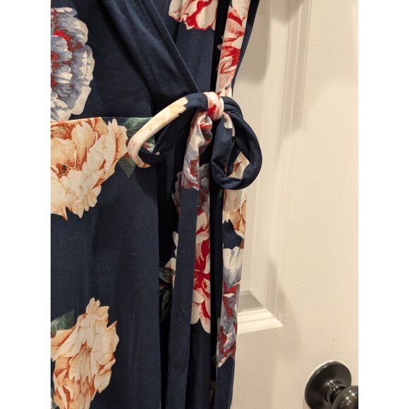 Fortune + Ivy High-Low Wrap Dress Floral Peony Plus Size 2X Navy Red - Picture 2 of 6